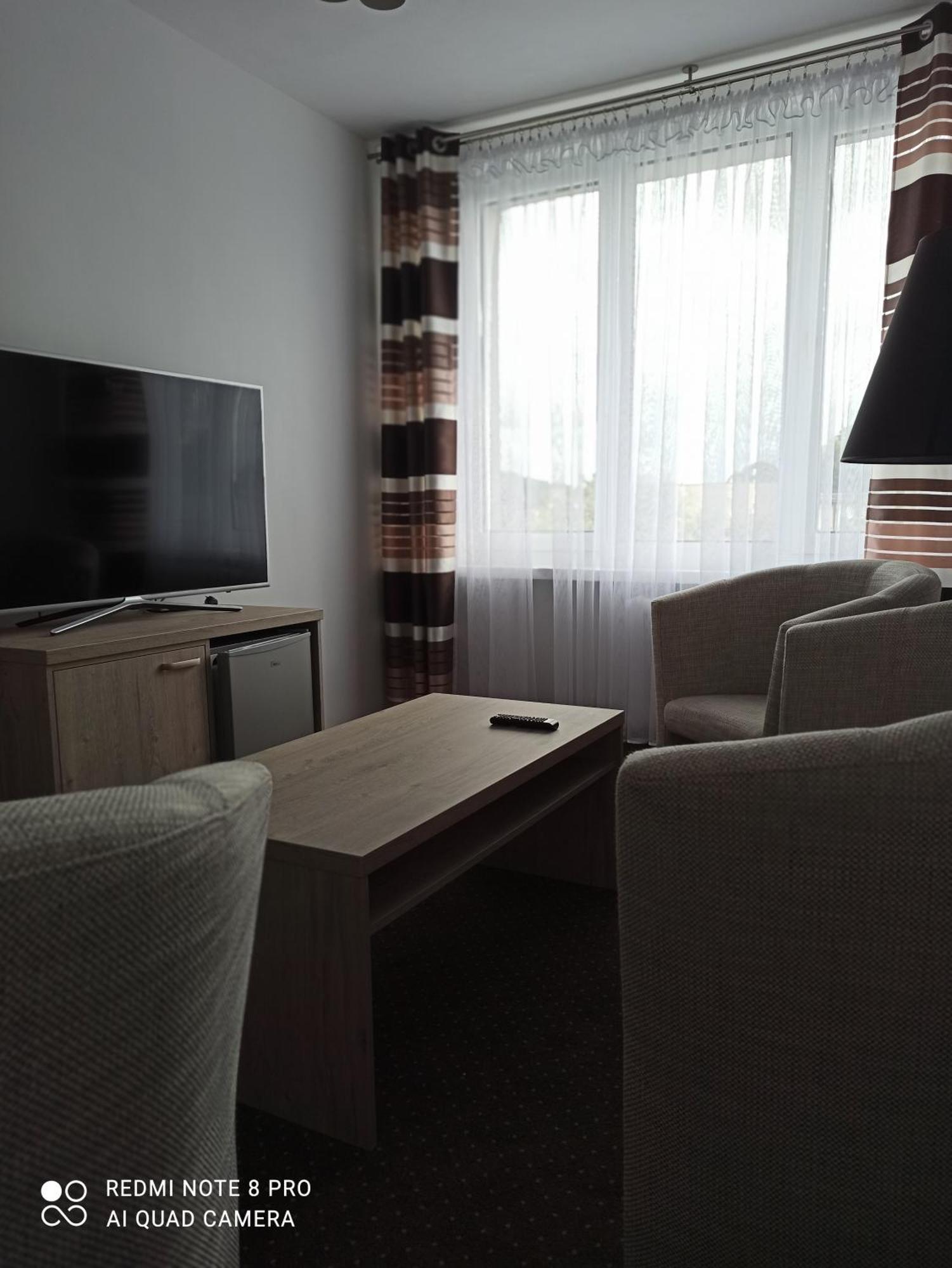 Hotel Odr Sulechów Dış mekan fotoğraf