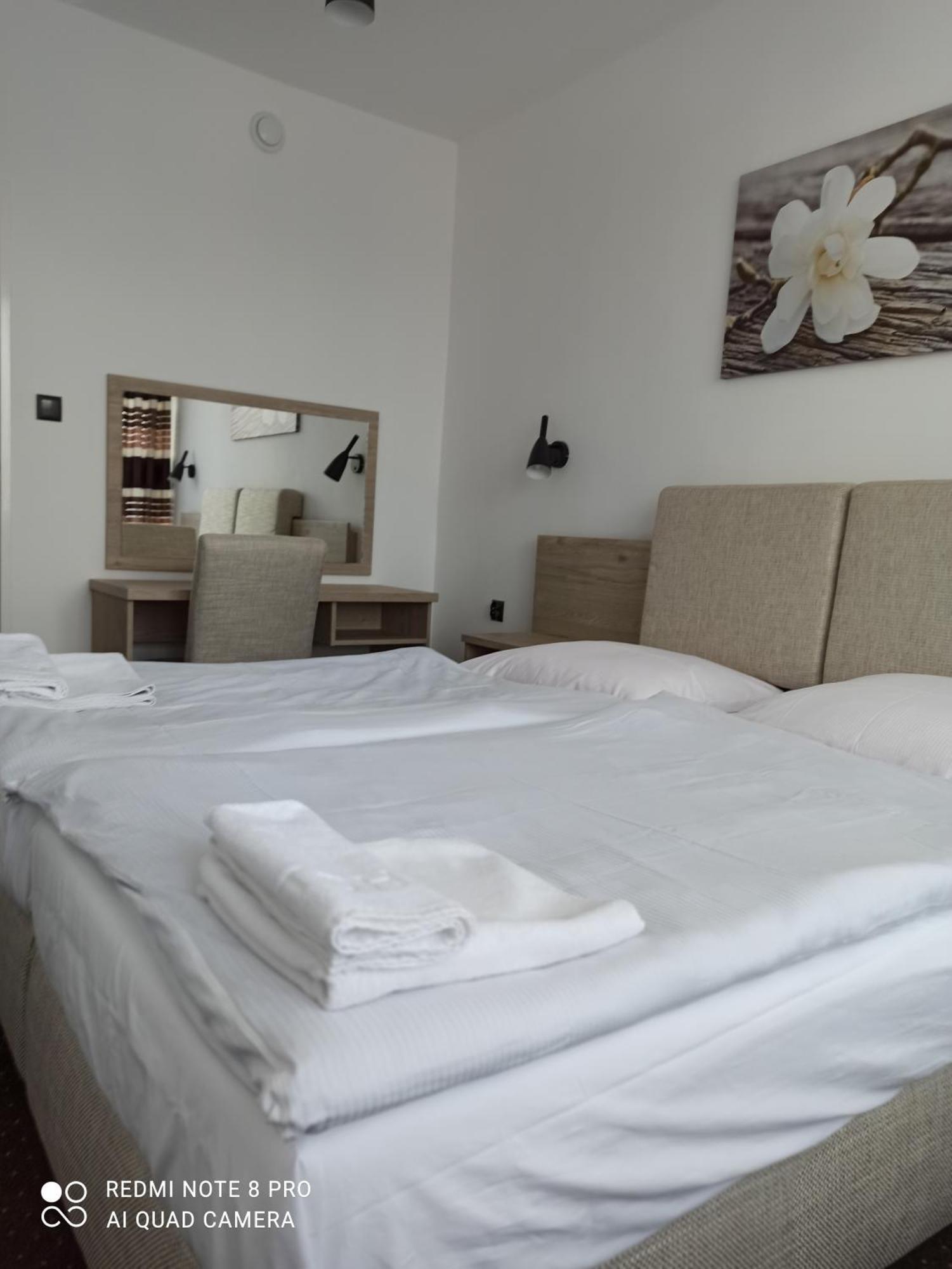 Hotel Odr Sulechów Dış mekan fotoğraf
