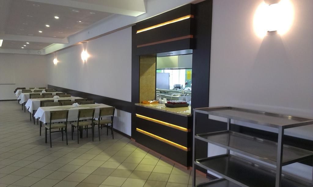 Hotel Odr Sulechów Dış mekan fotoğraf