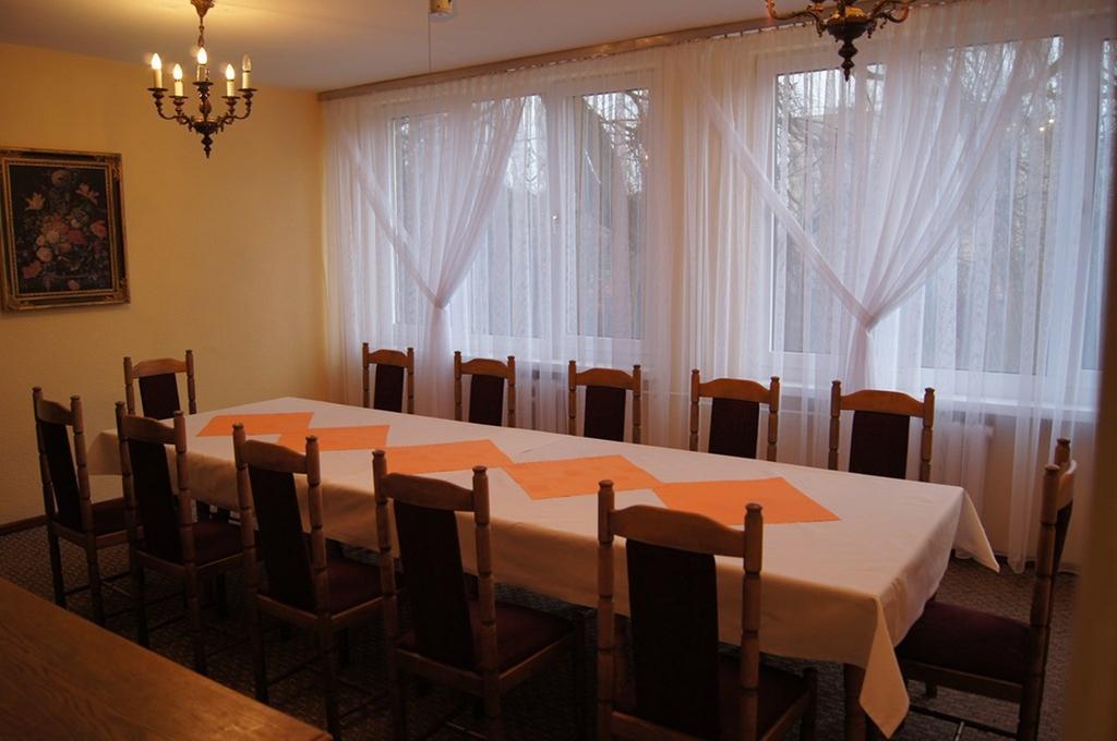 Hotel Odr Sulechów Dış mekan fotoğraf