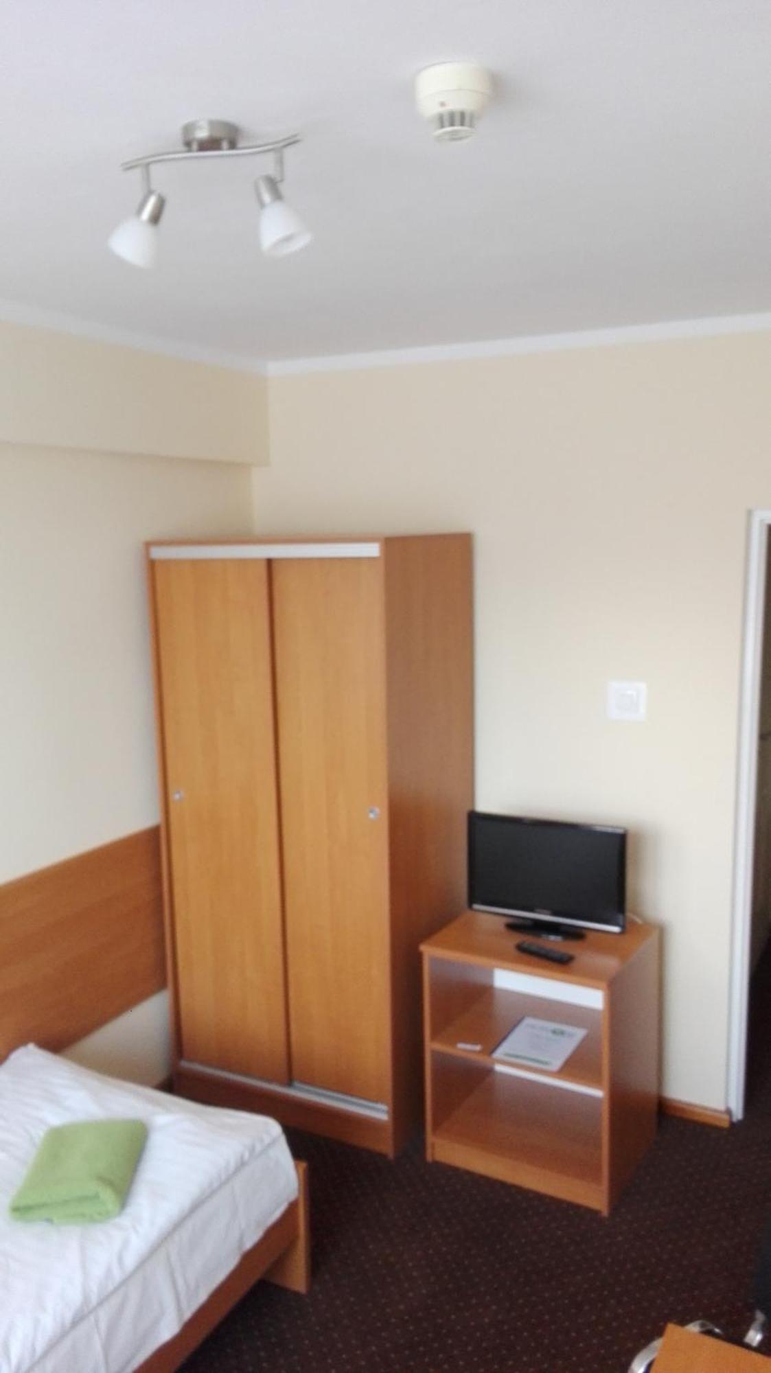 Hotel Odr Sulechów Dış mekan fotoğraf